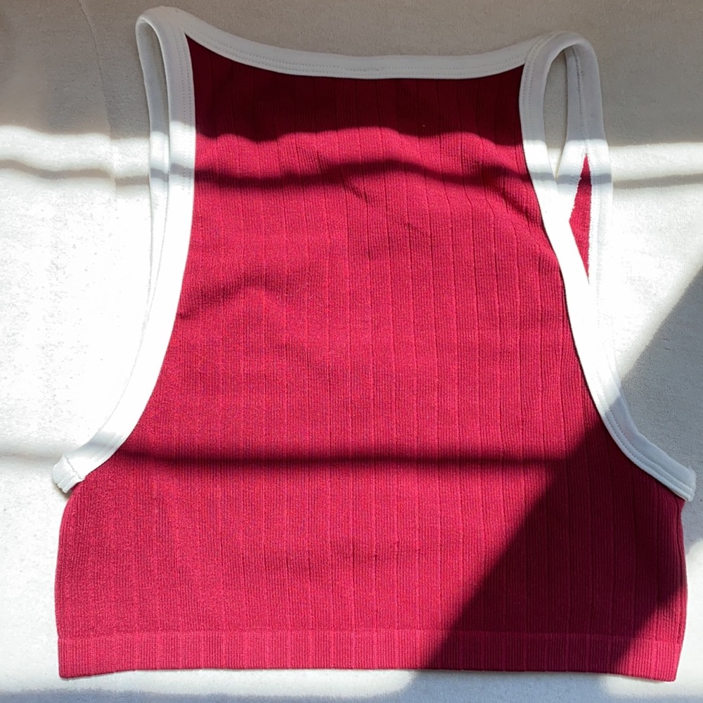 Forever 21 Ribbed Contrast-Trim Crop Top - Picture 2 of 3